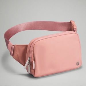 NWT LuluLemon Everywhere Belt Bag 2L Pink Pastel